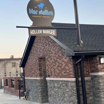 Hollar Burger - Entrance - Burgers Near Me - Richmond, Kentucky Hollar Burger - Entrance - Burgers Near Me - Richmond, Kentucky
