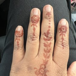 Amna's Eyebrow Threading Salon - Henna design from 03/05/2023