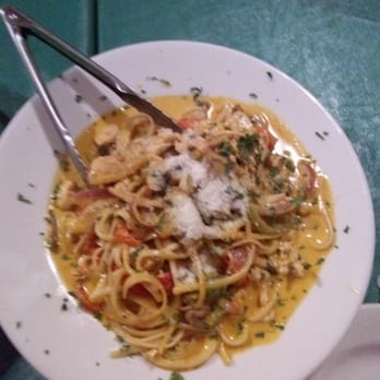 El Appetiz - CHICKEN JAMBALAYA... VERY DELICIOUS TASTE LOVE IT LOVE IT LOVEEEEE IT!! - Italian Near Me - Baldwin Park, California
