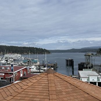 Friday's Crabhouse - Seafood Near Me - Friday Harbor, Washington