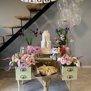 Roobina's Cake - Bakeries Near Me - Glendale, California Roobina's Cake - Bakeries Near Me - Glendale, California