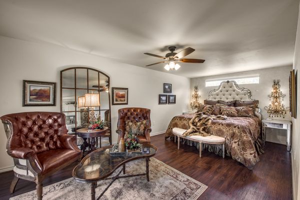 Crockett Street Retreat