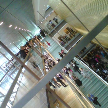 Four Seasons Centre for the Performing Arts - The Mad Hatter - Performing Arts Near Me - Toronto, Ontario