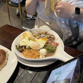 The Scratch Room - Fajita Skillet with steak - Breakfast & Brunch Near Me - Anaheim, California The Scratch Room - Fajita Skillet with steak - Breakfast & Brunch Near Me - Anaheim, California