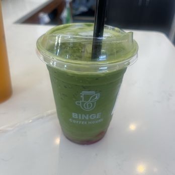 Binge Coffee House - Strawberry Matcha Latte - Vietnamese Near Me - Berkeley, California Binge Coffee House - Strawberry Matcha Latte - Vietnamese Near Me - Berkeley, California