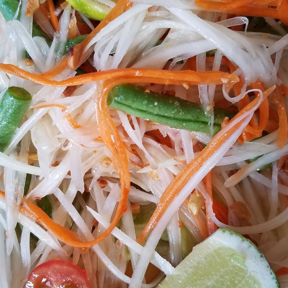 Pikul Thai Bistro - Papaya salad - Thai Near Me - Fairfield, California Pikul Thai Bistro - Papaya salad - Thai Near Me - Fairfield, California