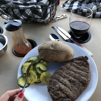 River Romance Cruises - Steak dinner -bring your own hot sauce - Boat Charters Near Me - Redding, California