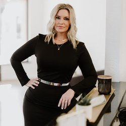 PS Aesthetics Wellness+Skinbar - Med spa in Edmond, OK