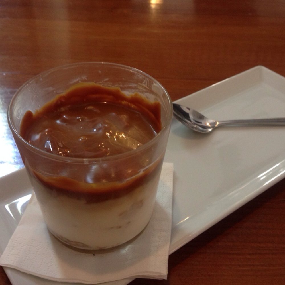 Plato Plató - Awesome dulce de leche - Spanish Near Me - Seville, SE Plato Plató - Awesome dulce de leche - Spanish Near Me - Seville, SE