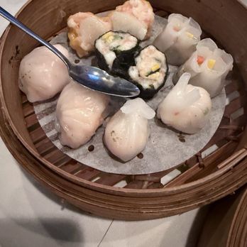 Don Mee Seafood Restaurant - Seafood Near Me - Victoria, British Columbia
