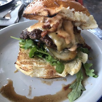 Lucky Buns - Bogan bun - Burgers Near Me - Washington, DC, District of Columbia Lucky Buns - Bogan bun - Burgers Near Me - Washington, DC, District of Columbia