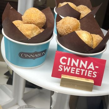 Cinnabon - Bakeries Near Me - Wayne, New Jersey