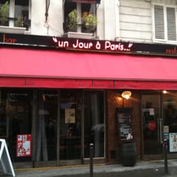 Un Jour A Paris
