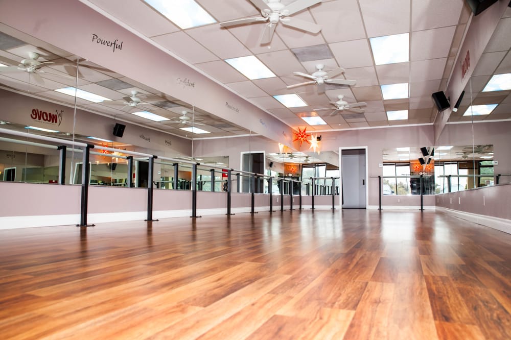 Move Fitness & Dance Logo