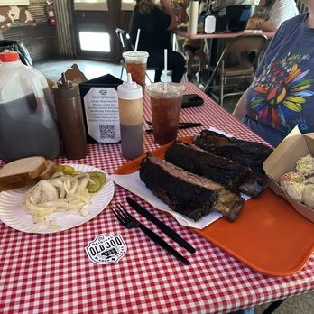 Old 300 BBQ - Gallon of Tea, Deviled Eggs, 3 beef rib special - Barbeque Near Me - Blanco, Texas Old 300 BBQ - Gallon of Tea, Deviled Eggs, 3 beef rib special - Barbeque Near Me - Blanco, Texas