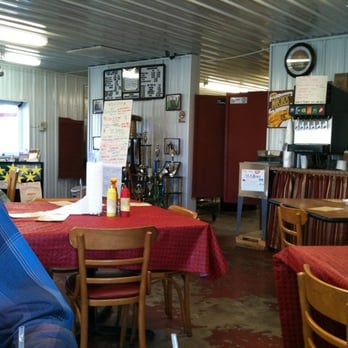 Larry Darrell & Darrell Bar-B-Que - Interior is pleasant enough. - Barbeque Near Me - Mayfield, Kentucky Larry Darrell & Darrell Bar-B-Que - Interior is pleasant enough. - Barbeque Near Me - Mayfield, Kentucky