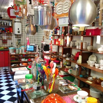 Cualquier Verdura - I wish my kitchen was this full of cool stuff! - Home Decor Near Me - Buenos Aires, C