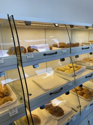 LoafHK Bakery & Restaurant by null