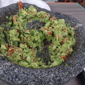Salsa 17 - FRESH QUACAMOLE - Mexican Near Me - Arlington Heights, Illinois
