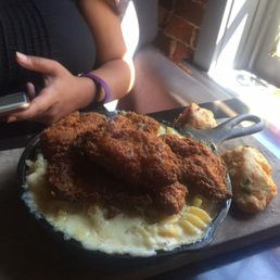 Buffalo mac and cheese