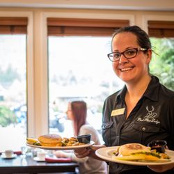Bistro Restaurant at Park Place Lodge - Breakfast in the Bistro Restaurant at Park Place Lodge