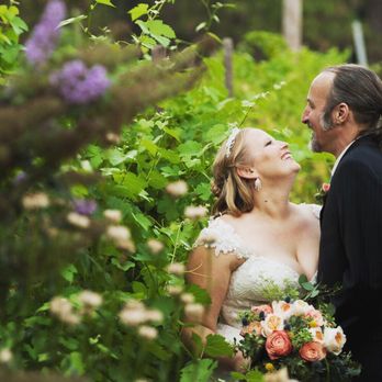 Monte Verde Inn - Near the small vineyard on the property. - Venues & Event Spaces Near Me - Foresthill, California