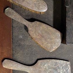 Cheshire Cat Antiques - Set of antique mirrors and brushes