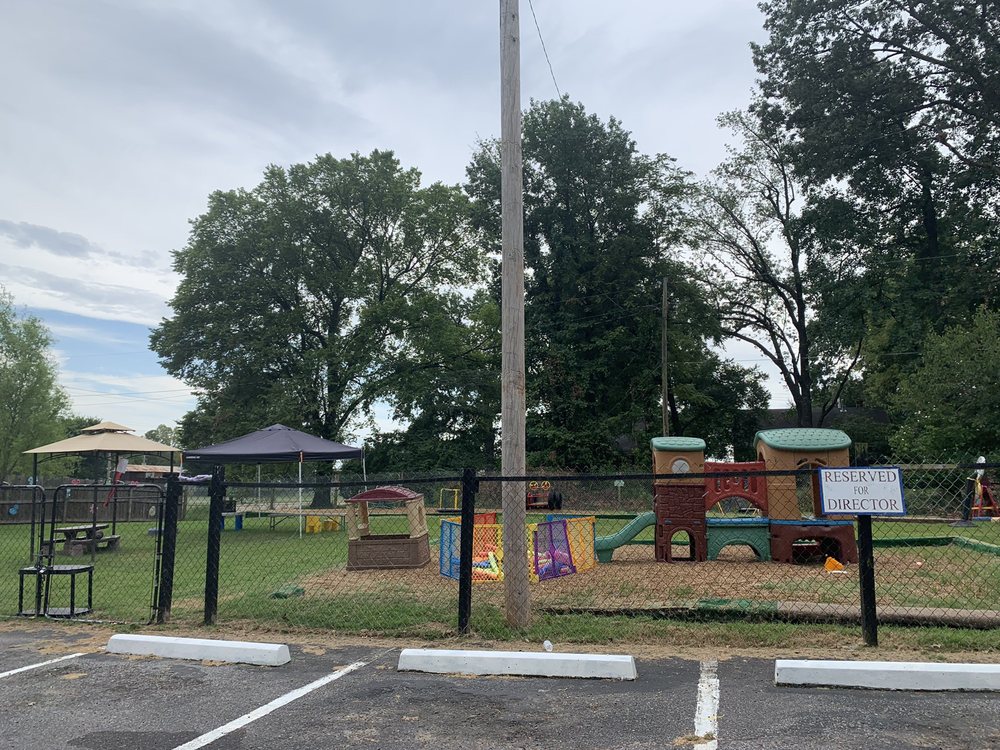 The Little House Enrichment Center - childcare center in Memphis, TN