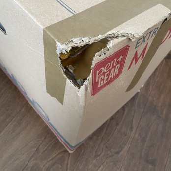 Right Move Moving - Torn boxes - Movers Near Me - Nashville, Tennessee