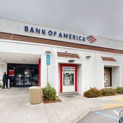 Bank of America Financial Center - Storefront