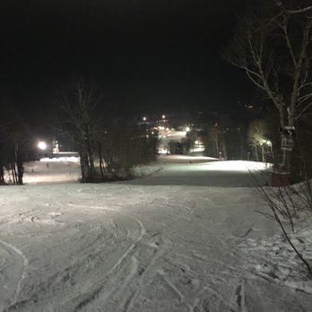 Mohawk Mountain - Ski & Snowboard Shops Near Me - West Cornwall, Connecticut