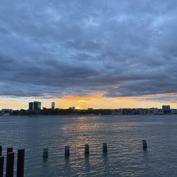 Little Island - Parks Near Me - New York, New York Little Island - Parks Near Me - New York, New York