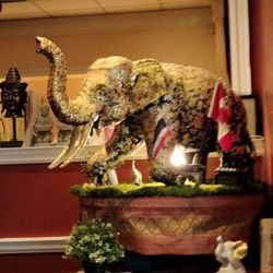 Chang Noi's Authentic Thai Cuisine - The golden elephant greets you @ Chiong Noi/St. Catherine's, ON.