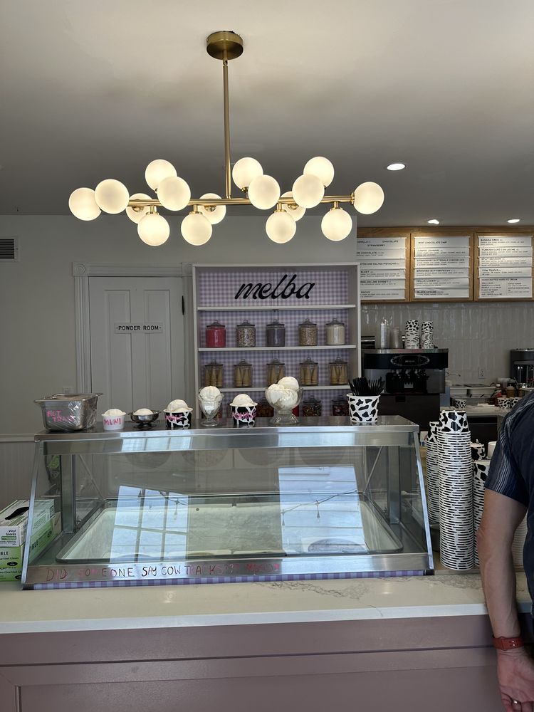 Melba Ice Creamery Logo