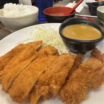 Saito & Pho - Chicken Katsu with a side of curry - Vietnamese Near Me - Kaneohe, Hawaii