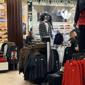 Shoe Palace - Shoe Stores Near Me - San Jose, California