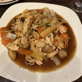 Thai Bliss - Cashew nut stir fry - Thai Near Me - Indianapolis, Indiana