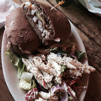 Star Pizza - Chicken, avocado & bacon sandwich on wheat with pasta salad - Pizza Near Me - Houston, Texas