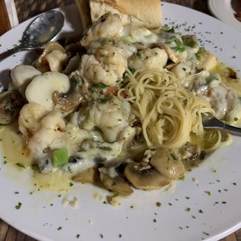 Hobo's Cafe - New American Near Me - Key Largo, Florida