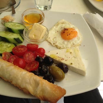Fischviertel am Naschmarkt - Ultra fresh and light - one of my all-time fav brunches - Bistros Near Me - Vienna, 9
