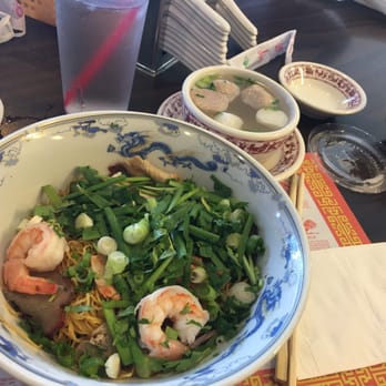 Mandarin Restaurant - Mi Kho (dry egg noodles) - Chinese Near Me - Brooklyn Park, Minnesota