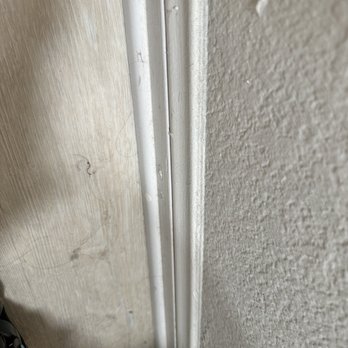 QleanLA - Floor dust and dirt - Home Cleaning Near Me QleanLA - Floor dust and dirt - Home Cleaning Near Me
