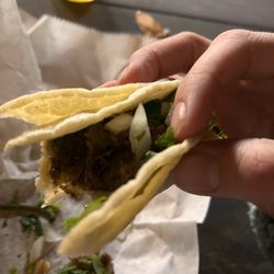 Taqueria Luna's - Lengua Taco