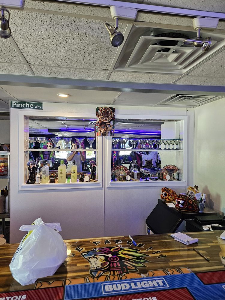 Que Padre Mexican Restaurant