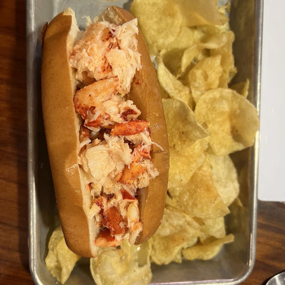 Murphys Grade - Lobster Roll - Seafood Near Me - Murphys, California