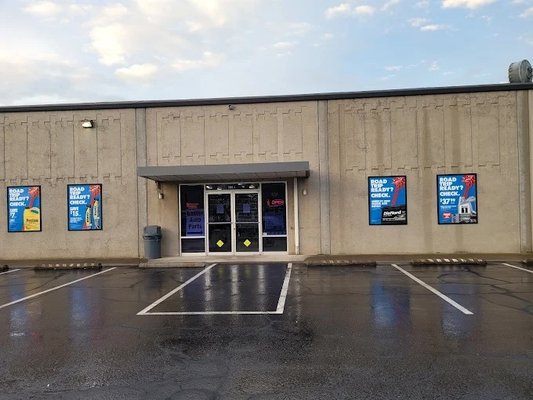 Auto Parts Warehouse