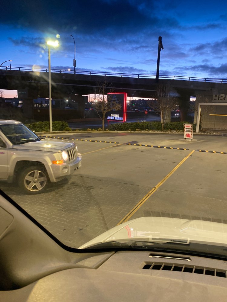 SHINE AUTO WASH Updated September 2024 25 Reviews 1111 Woolridge