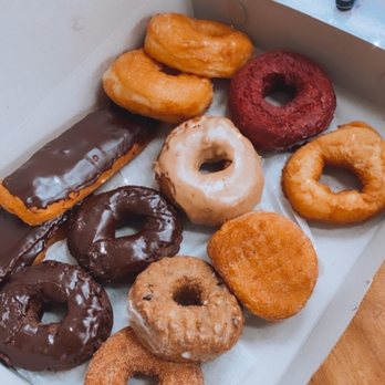 Spunky Dunkers Donuts - Donuts Near Me - Palatine, Illinois Spunky Dunkers Donuts - Donuts Near Me - Palatine, Illinois