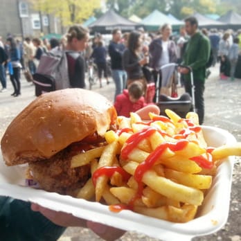 Brockley Market - Buttermilk Chicken Fried Chicken Bap, Crunchy on the outside and juicy on the inside. Mmmmm - Farmers Market Near Me - London, XGL