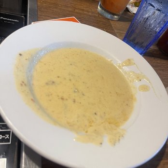 Slappy Cakes - BOMB Side of Gravy ! - Breakfast & Brunch Near Me - Lahaina, Hawaii